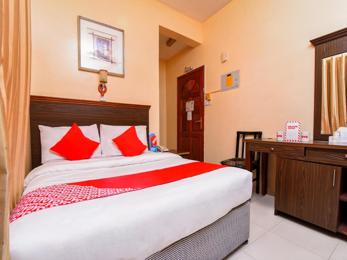 Economy Double Room | Melody Queen Hotel